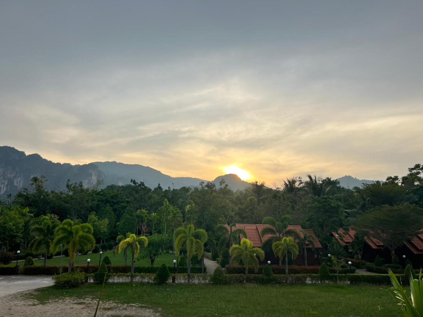 Diamond Beach Resort Ao Nam Mao Luaran gambar